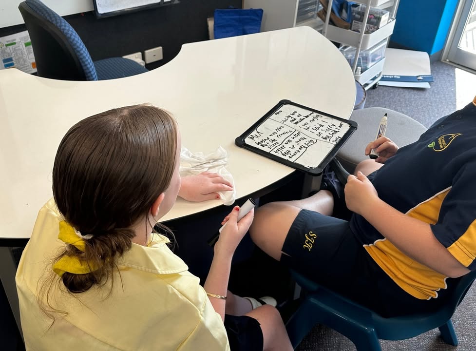 668111002007048_1329168205901321-1