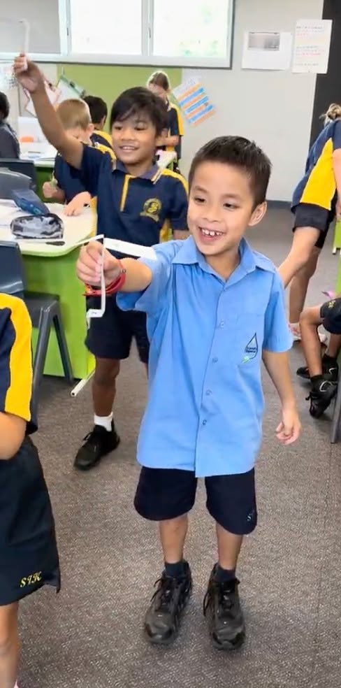 668111002007048_1337840805034061-1